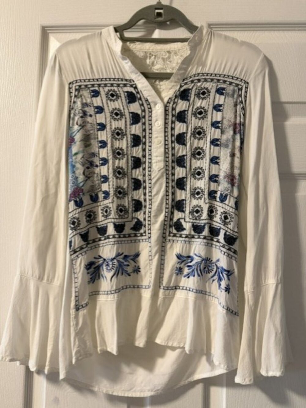 Desigual White Blouse with Blue Floral Patterns and embroidery size XS